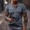Männers kurzärmliges henley-t-shirt – vielseitig für aktive lebensstile
