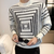 Männers geometrischer strickpullover - lässiger langarm-sweater für entspannte anlässe