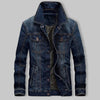 Männers jeansjacke - zeitloser stil für den alltag - robuste oberbekleidung für den täglichen gebrauch