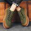 Hochgeschnitteni sneaker für männer mit rippemuster - trendy freizeitschue für jeden tag