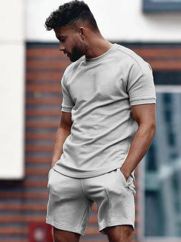 Männer t-shirt und shorts outfit – lässige zweiteiler für den alltag