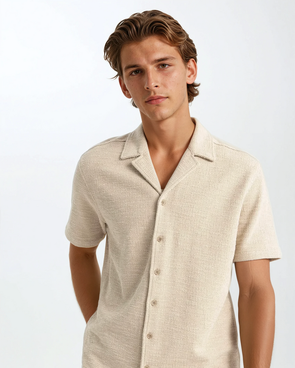 2-teiliger lässiger shorts-set für männer - leichte waffelstoff in beige für den sommer - stylisches outfit mit shirt und shorts