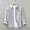 Klassisch gestreiftes hemd - lässiges button-up für männer