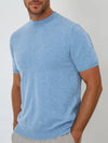 Männers t-shirt in hellblau - vielseitiges kurzarm-oberteil für den lässigen look