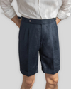 Männlicher marineblauer taillierter leinen-mix shorts - legere sommerkleidung mit tiefen taschen