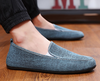 Männersuede mokassins – elegante slipper für legere anlässe – vielseitige alltagschuhe für stilvolle ausgänge