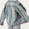 Männer denimjacke in modernem blau – lässiger stil für den alltag