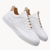 Männliche freizeit sneakers mit stylischem lochdesign - schicke schnürschuhe für den alltag