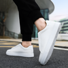 Männer sneakers im modernen design – lässiger alltagsstil, einfacher slip-on