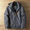 Wasserdichte outdoor-jacke - robuste herrenjacke für abenteuer in der natur
