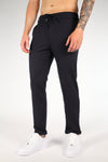 Männliche chino-hosen leicht und lässig - blaue smart-casual-kleidung für den alltag