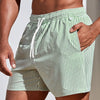 Männers boardshorts mit streifen – strapazierfähige strandmode im klassischen design