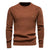 Texturiertes rundhals-pullover - herren strickmode für einen eleganten look