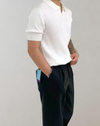 Ripp-polo-shirt mit kurzen ärmeln - vielseitige freizeitmode für männer